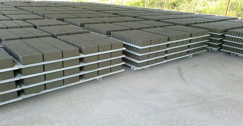 <a href=http://m.fmhorg.cn/ target=_blank class=infotextkey>免燒磚托板</a>